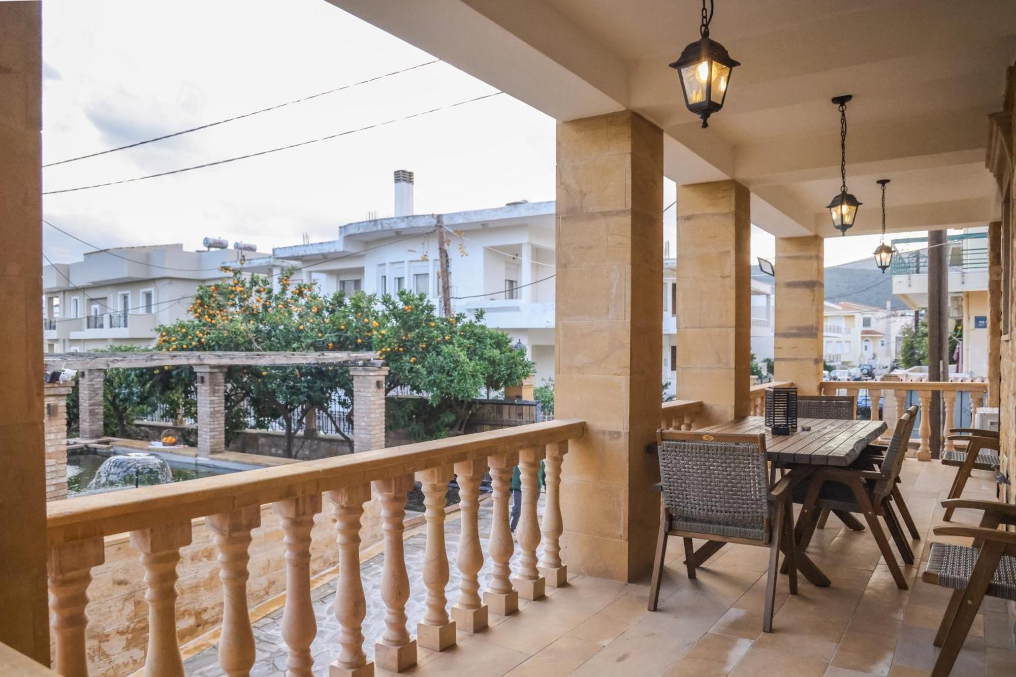 Archontiko Frideriki Luxury Apartments Quios Exterior foto